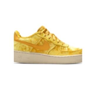 Nike Women's Yellow Sneakers